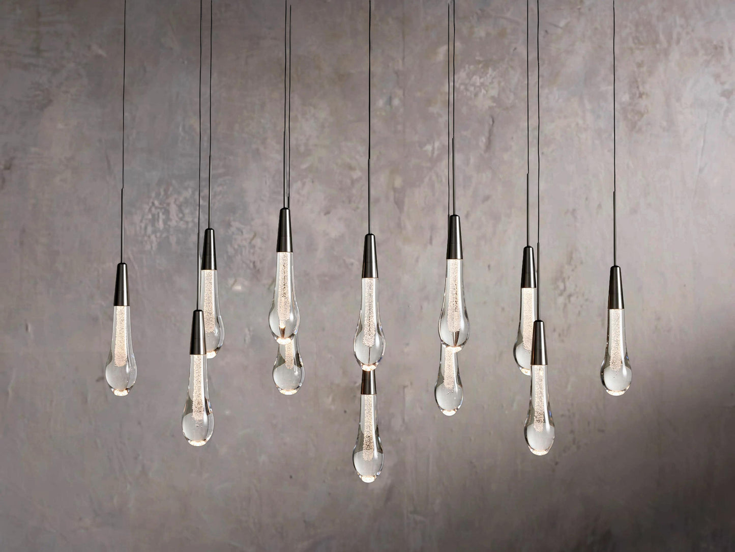 Single Linear Hanging Pendant Light