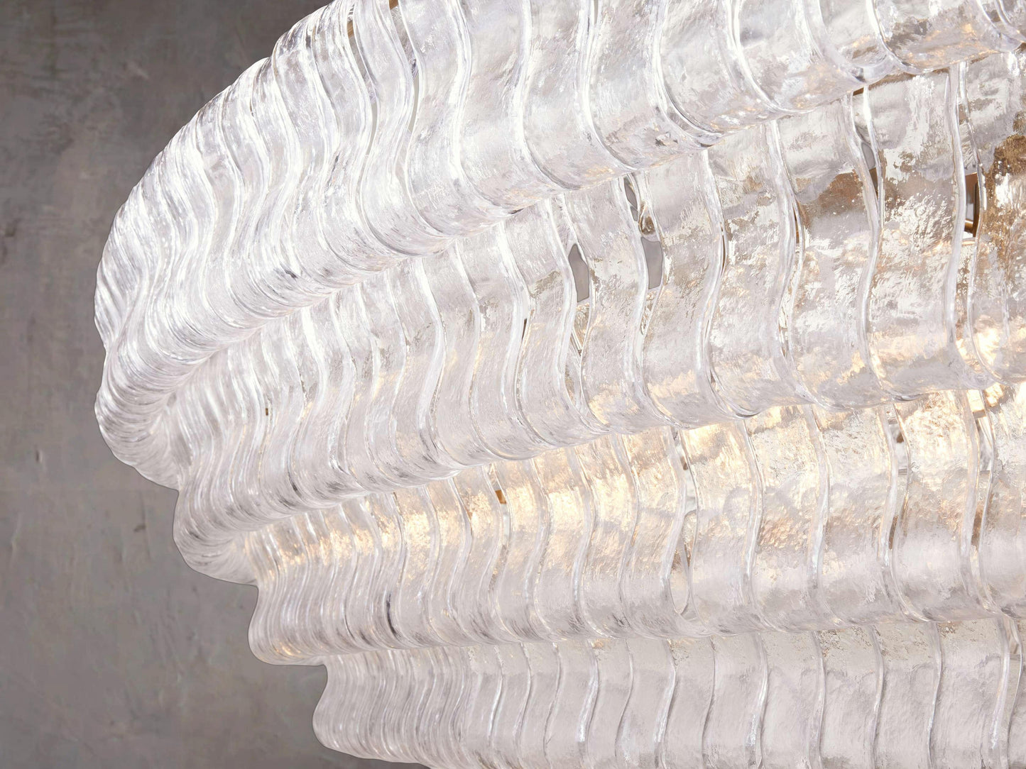 Ghiaccio Oval Pendant Lamp