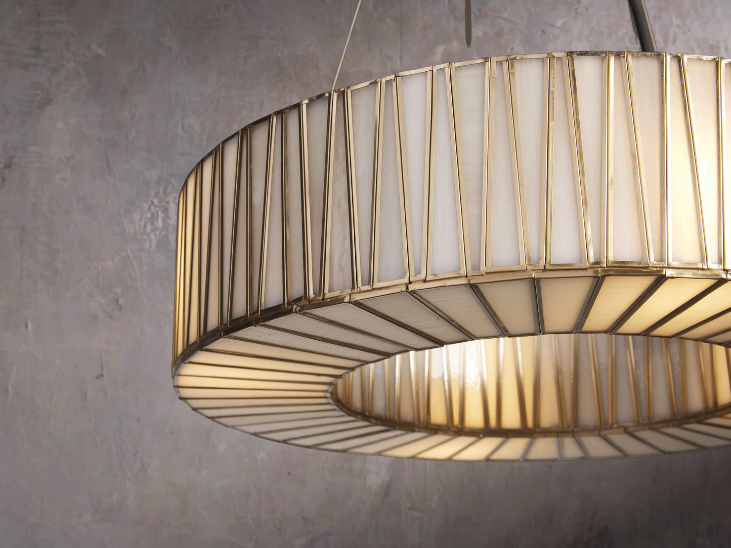 Jeunet Round Suspended Light